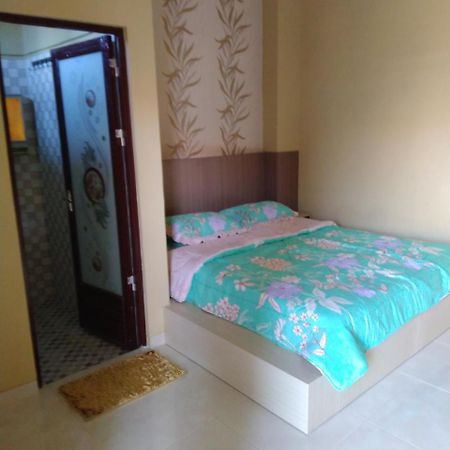 R3 Brawijaya Homestay Banyuwangi  Dış mekan fotoğraf