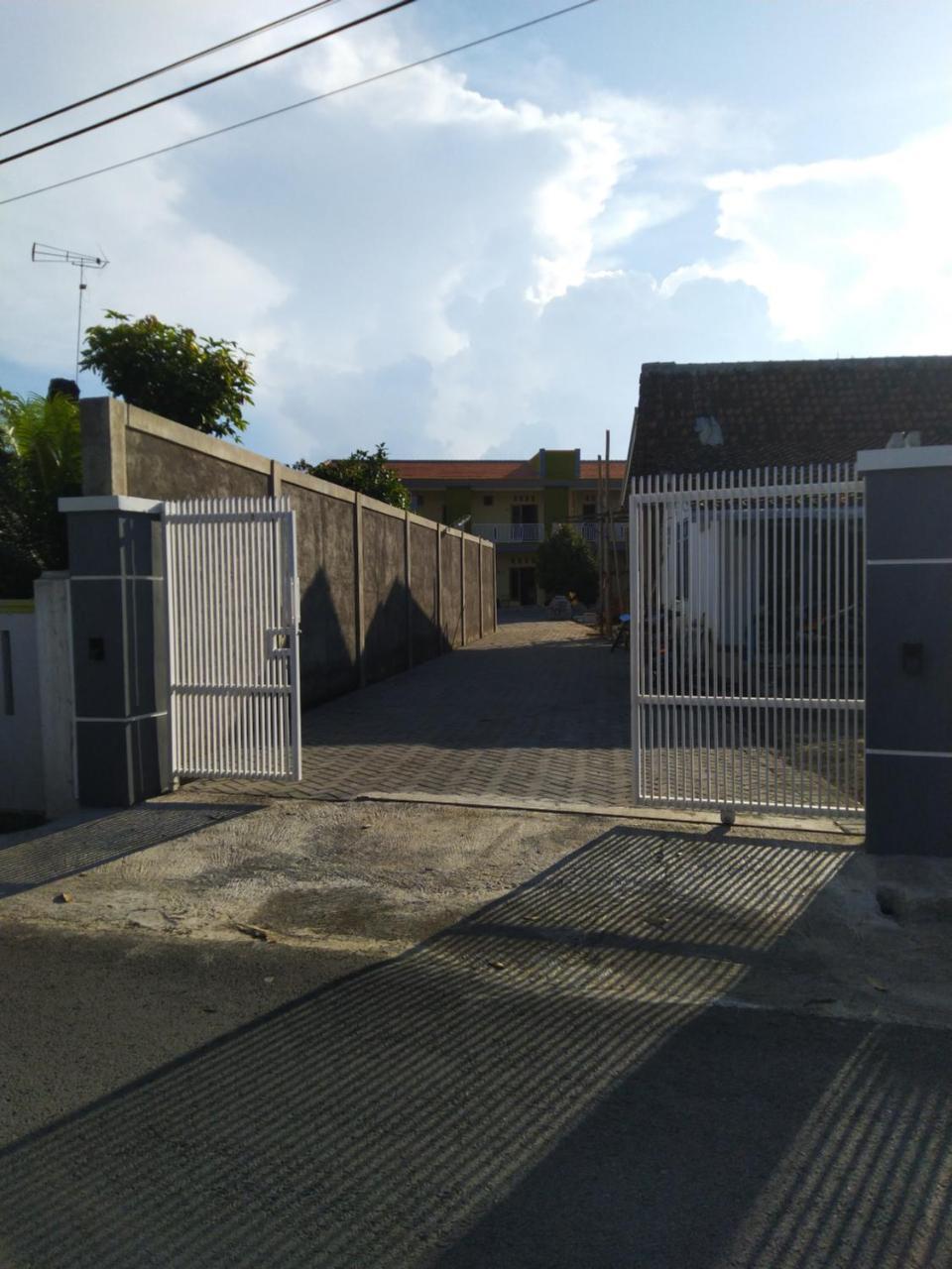 R3 Brawijaya Homestay Banyuwangi  Dış mekan fotoğraf
