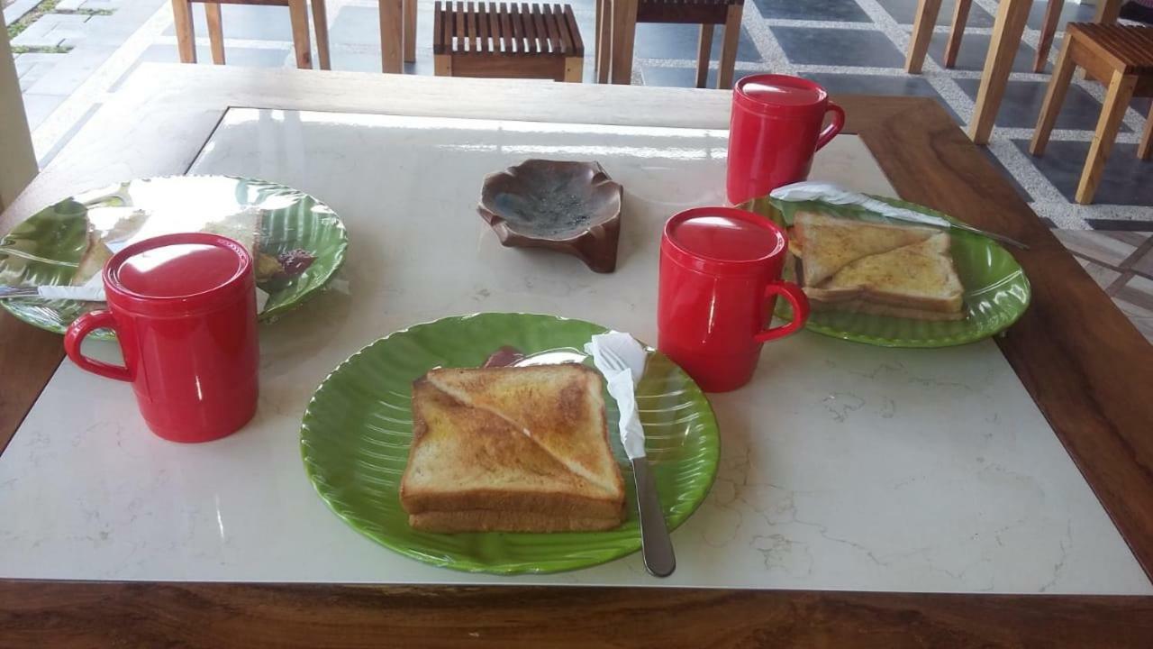 R3 Brawijaya Homestay Banyuwangi  Dış mekan fotoğraf